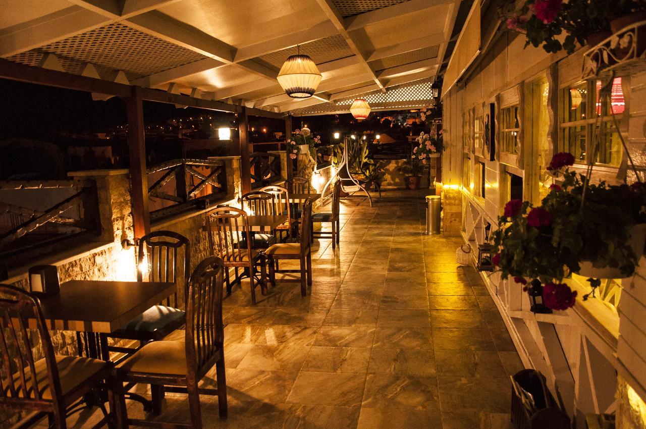 Golden Stone Butik Otel Çeşme Eksteriør billede
